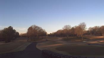 Weather camera view of Windyke Country Club.