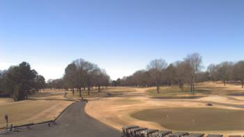 Weather camera view of Windyke Country Club.