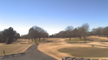 Weather camera view of Windyke Country Club.