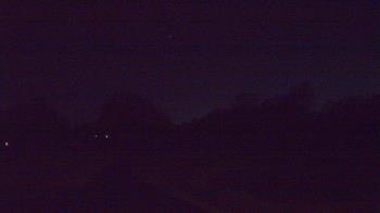 Weather camera view of Windyke Country Club.