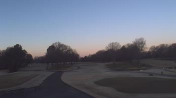 Weather camera view of Windyke Country Club.