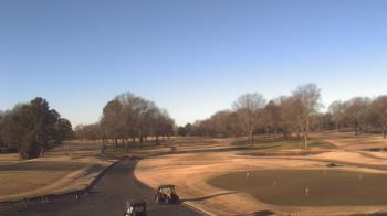 Weather camera view of Windyke Country Club.