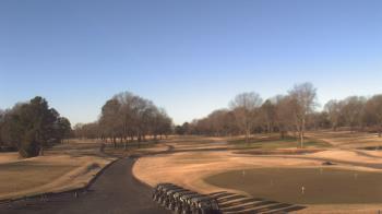 Weather camera view of Windyke Country Club.