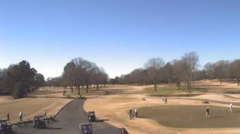 Weather camera view of Windyke Country Club.
