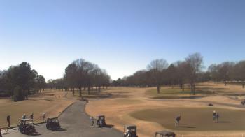 Weather camera view of Windyke Country Club.