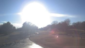 Weather camera view of Windyke Country Club.