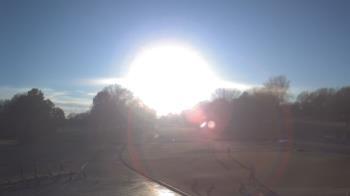 Weather camera view of Windyke Country Club.