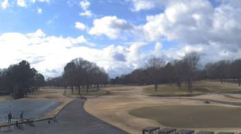 Weather camera view of Windyke Country Club.
