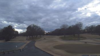 Weather camera view of Windyke Country Club.