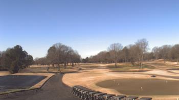 Weather camera view of Windyke Country Club.