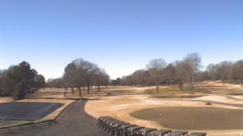 Weather camera view of Windyke Country Club.