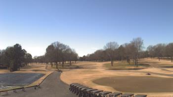 Weather camera view of Windyke Country Club.