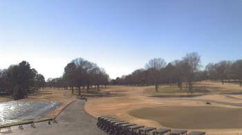 Weather camera view of Windyke Country Club.