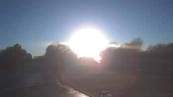 Weather camera view of Windyke Country Club.