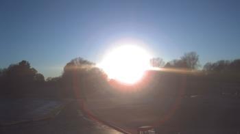 Weather camera view of Windyke Country Club.