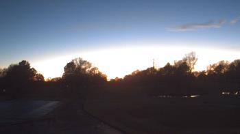 Weather camera view of Windyke Country Club.