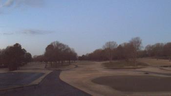 Weather camera view of Windyke Country Club.