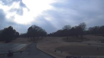 Weather camera view of Windyke Country Club.