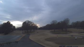 Weather camera view of Windyke Country Club.