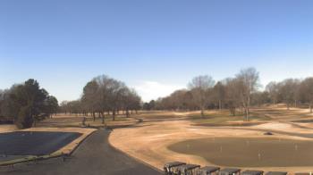 Weather camera view of Windyke Country Club.