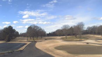 Weather camera view of Windyke Country Club.