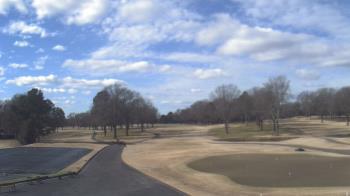 Weather camera view of Windyke Country Club.