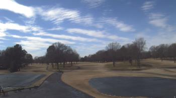 Weather camera view of Windyke Country Club.
