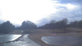 Weather camera view of Windyke Country Club.