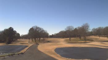 Weather camera view of Windyke Country Club.