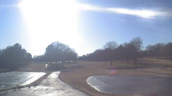 Weather camera view of Windyke Country Club.