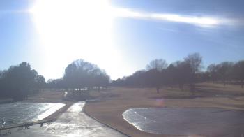 Weather camera view of Windyke Country Club.