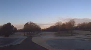 Weather camera view of Windyke Country Club.