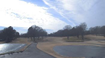 Weather camera view of Windyke Country Club.