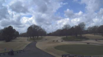 Weather camera view of Windyke Country Club.