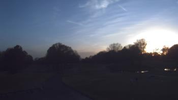 Weather camera view of Windyke Country Club.