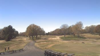 Weather camera view of Windyke Country Club.