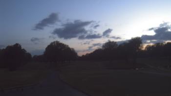 Weather camera view of Windyke Country Club.