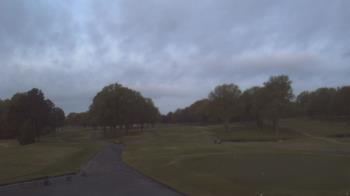 Weather camera view of Windyke Country Club.