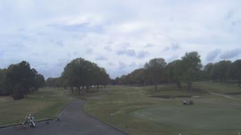 Weather camera view of Windyke Country Club.