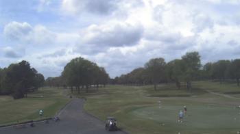 Weather camera view of Windyke Country Club.