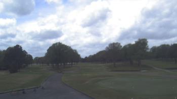 Weather camera view of Windyke Country Club.