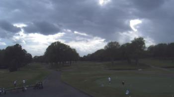 Weather camera view of Windyke Country Club.