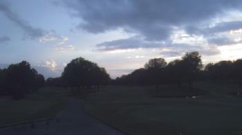 Weather camera view of Windyke Country Club.