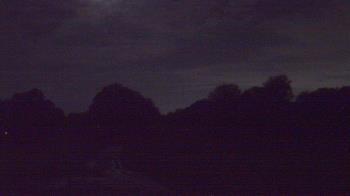 Weather camera view of Windyke Country Club.