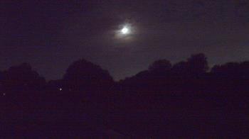 Weather camera view of Windyke Country Club.