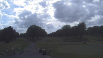 Weather camera view of Windyke Country Club.