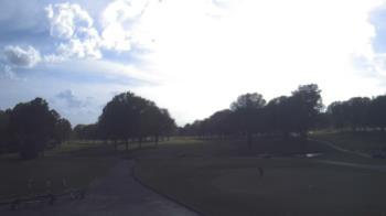 Weather camera view of Windyke Country Club.