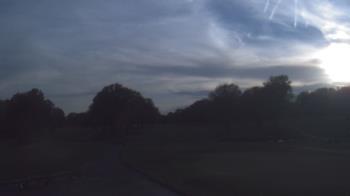 Weather camera view of Windyke Country Club.