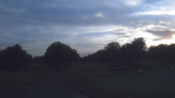 Weather camera view of Windyke Country Club.