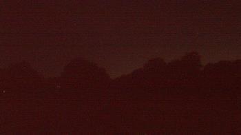 Weather camera view of Windyke Country Club.